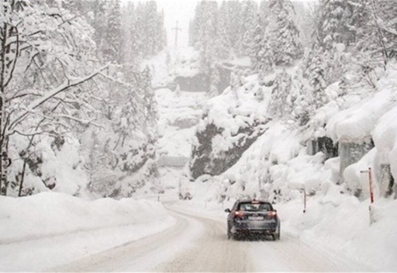 Mountainous roads blocked due to snow