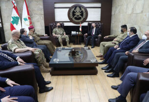 Army Chief meeting with Iraqi delegation