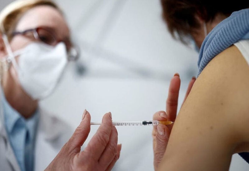 France studying compulsory vaccination for population