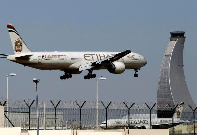In this May 4, 2014 file photo, an Etihad Airways plane prepares to land at the Abu Dhabi airport in the United Arab Emirates. (File photo: AP)
