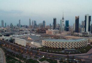Aerial view of Kuwait City after the country entered lockdown due to the coronavirus pandemic, March 20, 2020. (File photo: Reuters)