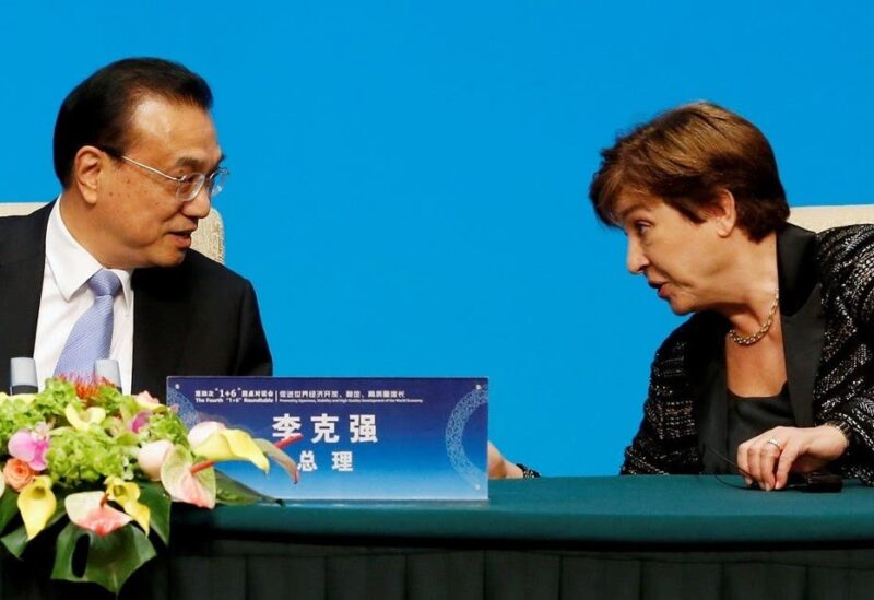 IMF Managing Director Kristalina Georgieva talks to Chinese Premier Li Keqiang before a news conference in Beijing, Nov. 21, 2019. (Reuters)