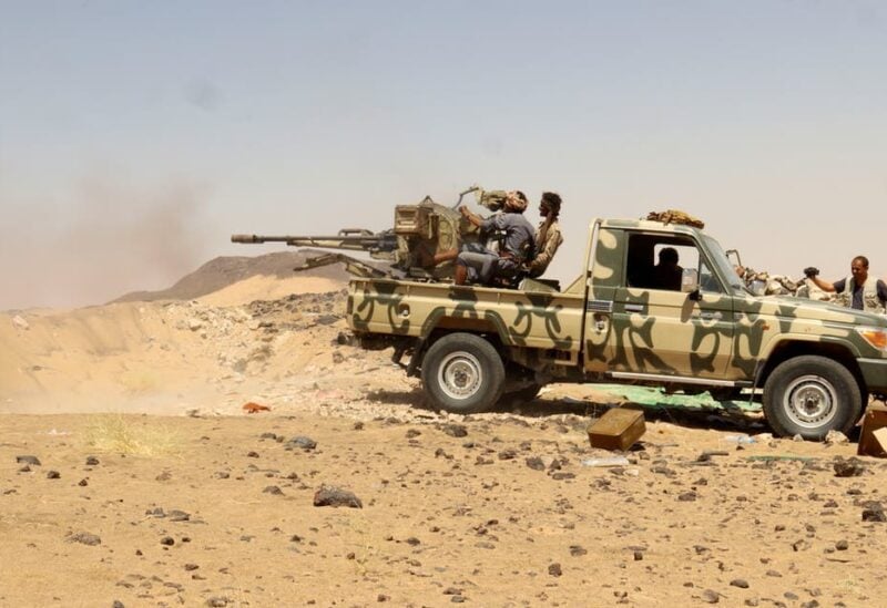 A Yemeni government fighter fires a vehicle-mounted weapon at a frontline position during fighting against Houthi fighters in Marib, Yemen March 28, 2021. (File photo: Reuters)