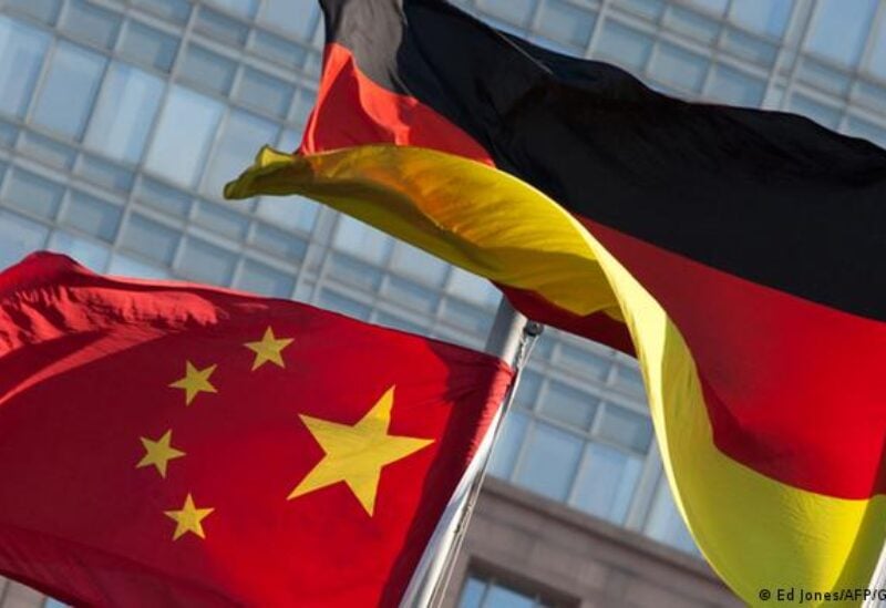 German and Chinese flags