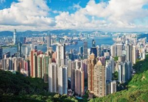Victoria Peak area to photograph Hong Kong’s skyline