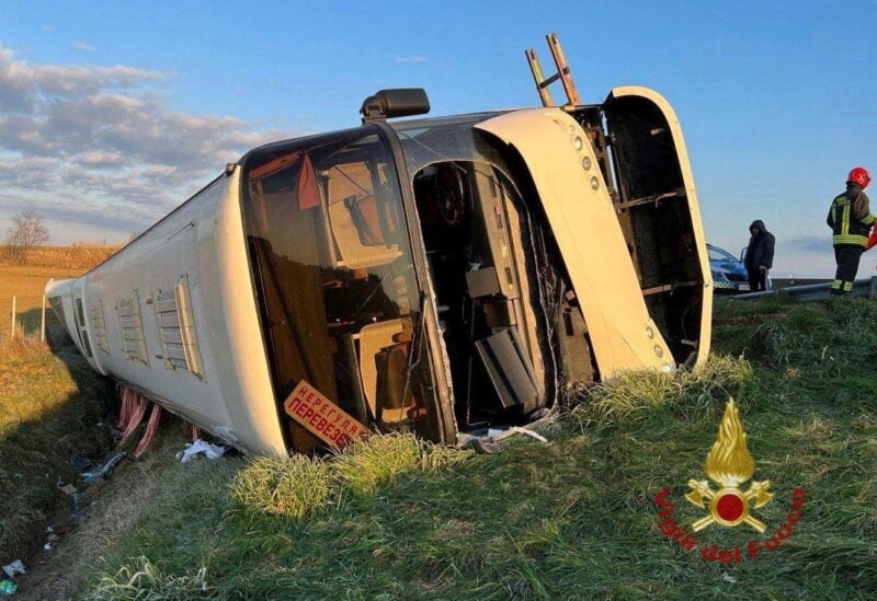 Bus carrying dozens of Ukrainians overturns in Italy, one woman dead