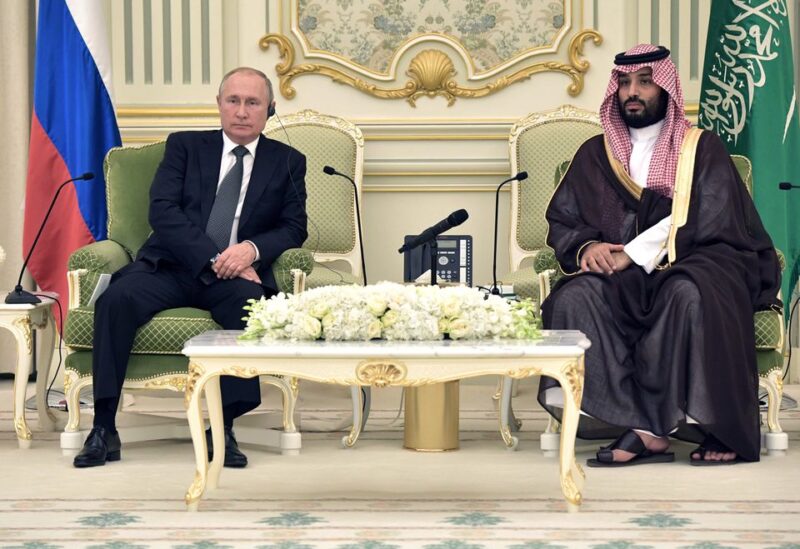 Russian President Vladimir Putin and Saudi Arabia's Crown Prince Mohammed bin Salman attend a meeting in Riyadh, Saudi Arabia, October 14, 2019. Sputnik/Alexei Nikolsky/Kremlin via REUTERS ATTENTION EDITORS - THIS IMAGE WAS PROVIDED BY A THIRD PARTY.