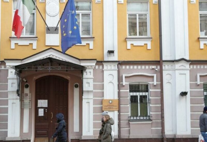 People walk outside the embassy of Italy in Kyiv, Ukraine February 13, 2022. (File photo: Reuters)