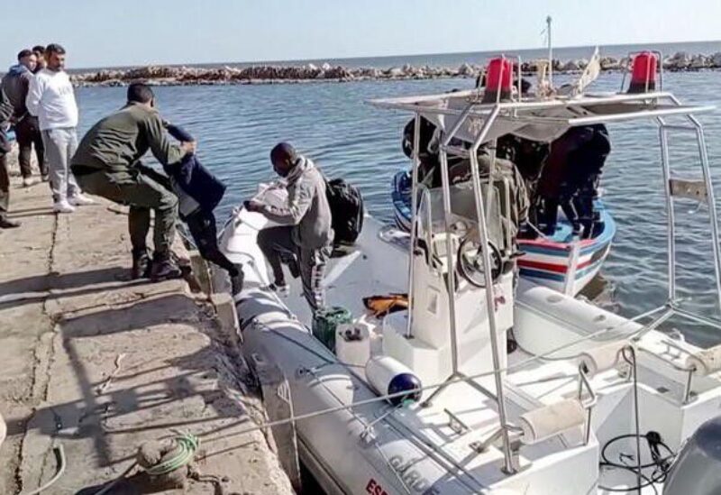 Tunisian coast guard retrieves bodies of three migrants, rescues 250 others