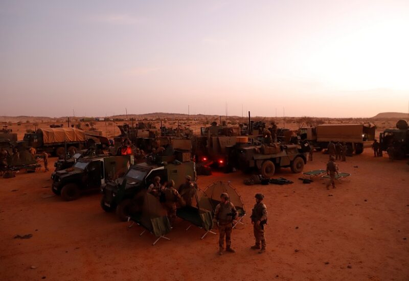 French soldiers from Operation Barkhane, set up a temporary advanced operating base as they leave Gossi, Mali, April 18, 2022. Picture taken April 18, 2022. REUTERS/Paul Lorgerie