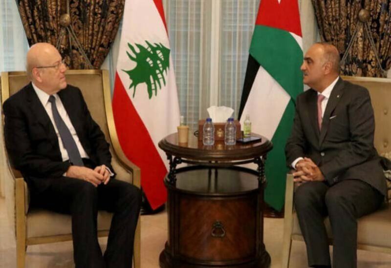 President Najib Mikati and Jordanian Prime Minister Bashir Al-Khasawneh