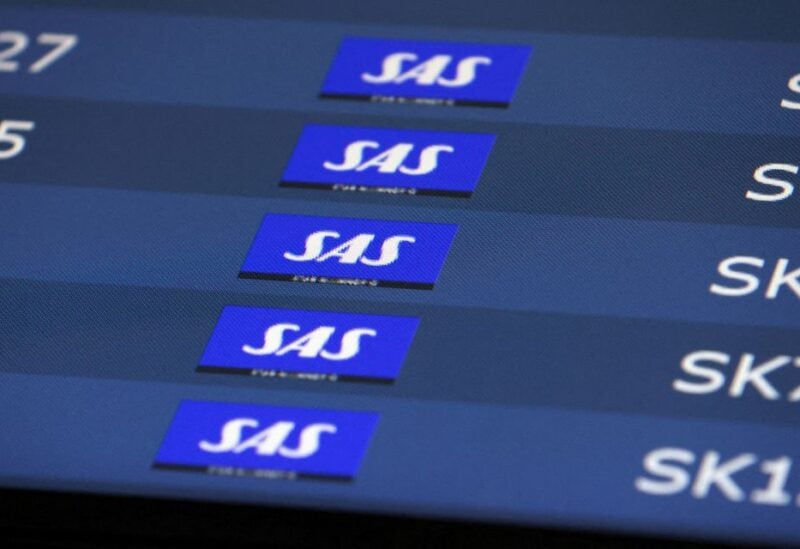 SAS says pilots strike a risk to its survival as talks resume