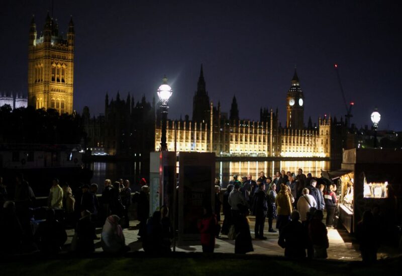 People gather to pay respects to Britain's Queen Elizabeth following her death, in London, Britain September 15, 2022. REUTERS