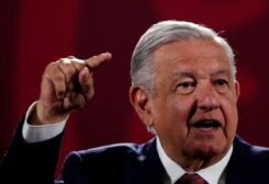 Mexico's President Andres Manuel Lopez Obrador gestures during a news conference at the National Palace in Mexico City, Mexico, June 20, 2022. REUTERS/Edgard Garrido//File Photo