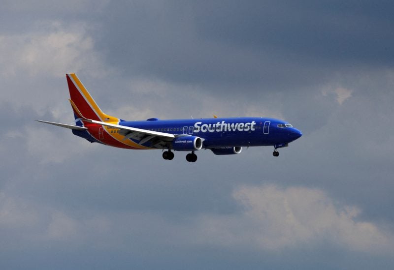 A Southwest Airlines commercial aircraft approaches to land at John Wayne Airport in Santa Ana, California U.S. January 18, 2022. REUTERS/Mike Blake/File Photo