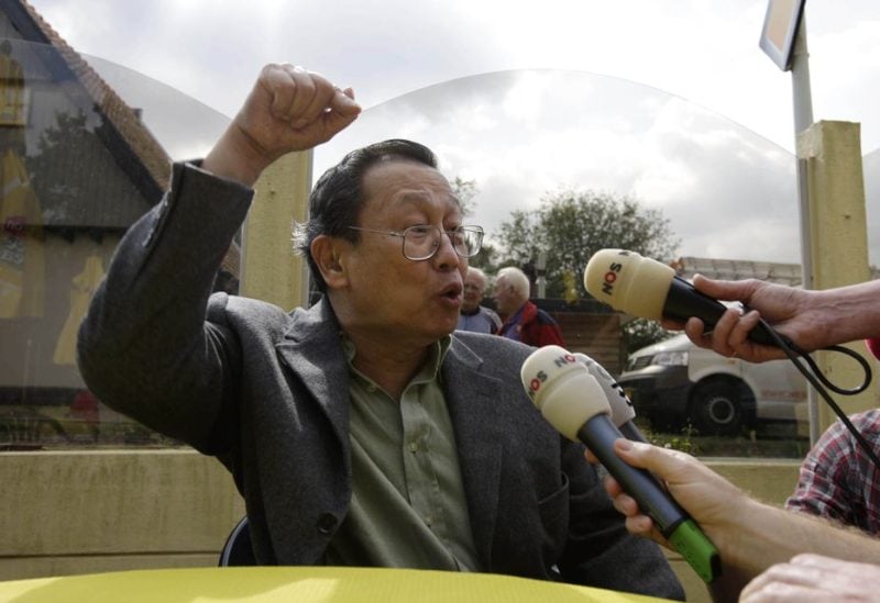 Jose Maria Sison, founder of Philippine Communist Party, reacts after he was released from Scheveningen prison in the Netherlands September 13, 2007. REUTERS/Ronald Fleurbaaij