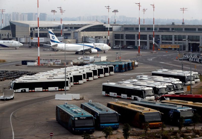 An Israeli flag carrier El Al Airlines plane is seen on the tarmac as Israel's airport authority announced a pilot programme revealing what passengers leaving Israel should except as air travel gradually returns to normal after weeks of bare minimum flights due to the coronavirus disease (COVID-19) outbreak, at Ben Gurion International Airport, in Lod, near Tel Aviv, Israel May 14, 2020. REUTERS/Ronen Zvulun/File Photo