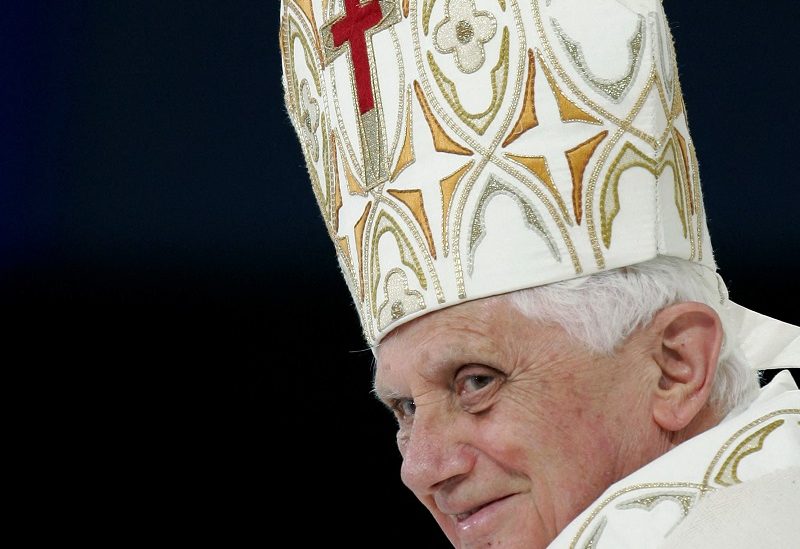 FILE PHOTO: Pope Benedict XVI attends a mass at the Yankee Stadium in New York, U.S. April 20, 2008. Stan Honda/Pool via REUTERS/File Photo