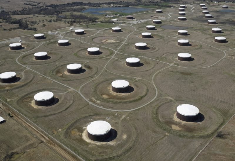 Crude oil storage tanks are seen from above at the Cushing oil hub, in Cushing, Oklahoma, March 24, 2016. REUTERS/Nick Oxford/File Photo/File Photo