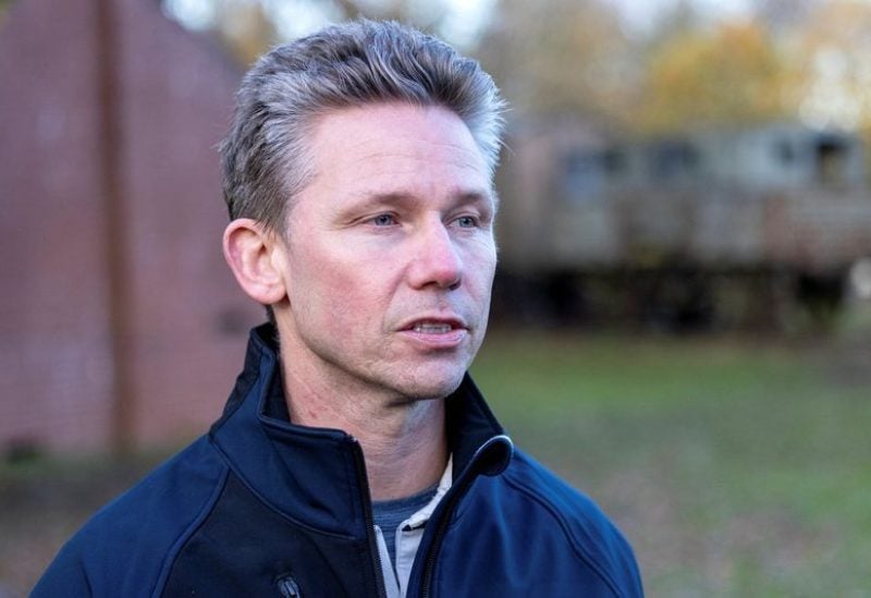 Swedish Defence Minister Pal Jonson looks on, as he visits soldiers from the Armed Forces of Ukraine who are taking part in the UK-led basic training programme, on a military training camp, in an unspecified location in the North East of England, Britain, November 9, 2022. Andy Commins/Pool via REUTERS