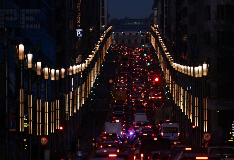 Cars are seen in the traffic jam on one of the main road in central Brussels, Belgium, December 15, 2022. REUTERS/Yves Herman/File Photo