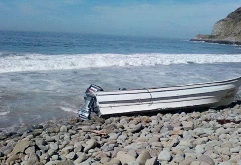 Pangas are basic fishing boats powered by an outboard motor which are often used by people smugglers on the Pacific coast