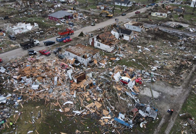 Destroyed and damaged homes are seen on the southern side of the city the day after a tornado hit Sullivan, Indiana, U.S. April 1, 2023. REUTERS/Jon Cherry