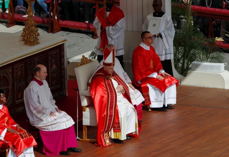 Pope Francis attends Palm Sunday service after hospital stay Sawt