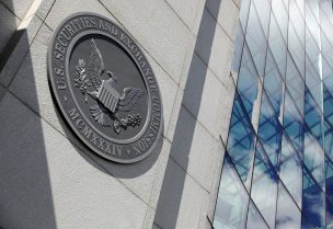 The seal of the U.S. Securities and Exchange Commission (SEC) is seen at their headquarters in Washington, D.C., U.S., May 12, 2021. Picture taken May 12, 2021. REUTERS/Andrew Kelly/File Photo