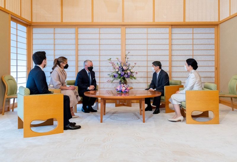 Jordan's Crown Prince Hussein, Queen Rania and King Abdullah II talk with Japan's Emperor Naruhito and Empress Masako during their meeting at the Imperial Palace in Tokyo, Japan April 11, 2023. Imperial Household Agency of Japan/Handout via REUTERS THIS IMAGE HAS BEEN SUPPLIED BY A THIRD PARTY. MANDATORY CREDIT.