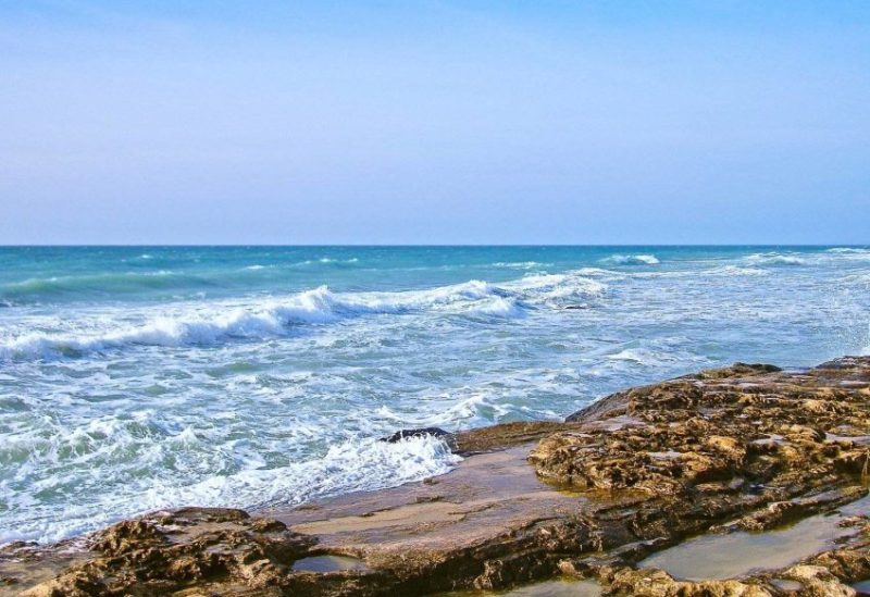 Shore at the Caspian Sea (Shutterstock)