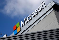 Photo d'archives du logo de Microsoft à Los Angeles. /Photo prise le 14 juin 2016 à Los Angeles, États-Unis/REUTERS
