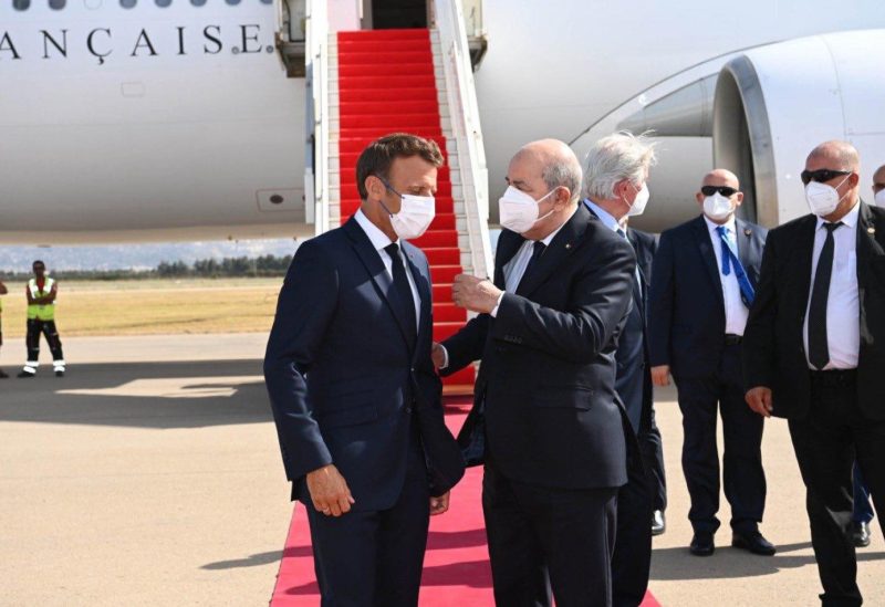 Algerian President Abdelmadjid Tebboune receives his French counterpart Emmanuel Macron in Algiers in August 2022. (Algerian Presidency)