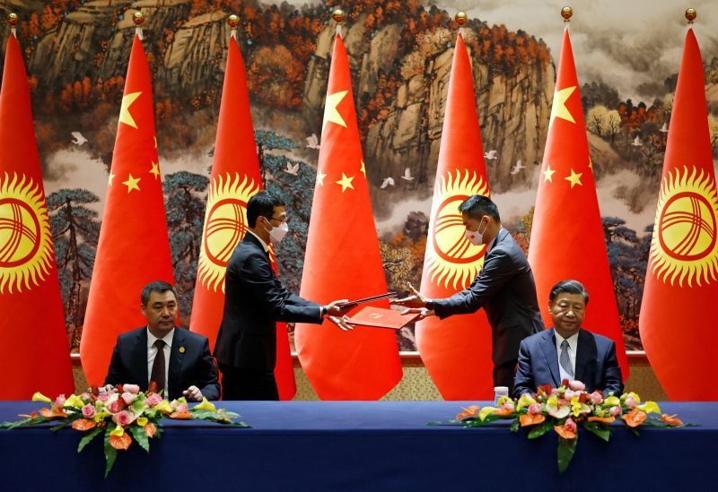 Chinese President Xi Jinping and Kyrgyzstan's President Sadyr Japarov attend a signing ceremony, ahead of the China-Central Asia Summit in Xian, Shaanxi province, China May 18, 2023. REUTERS