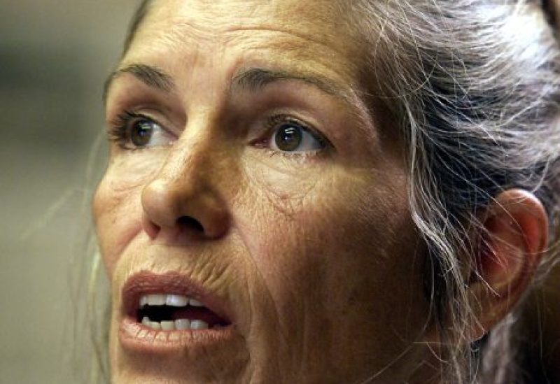 Leslie Van Houten listens during her parole hearing in Corona, California, June 28, 2002. A California state parole board said Van Houten, 52, who has spent 30 years in prison for one of the most shocking killing sprees in U.S. history, should not be paroled because of the "calculated pre-planned manner" of her crime./File Photo