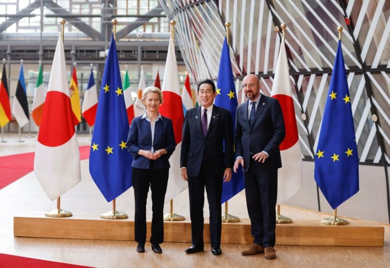 President of the European Council Charles Michel and European Commission President Ursula von der Leyen welcome Japanese Prime Minister Fumio Kishida during a EU-Japan summit in Brussels, Belgium July 13, 2023. REUTERS/Johanna Geron