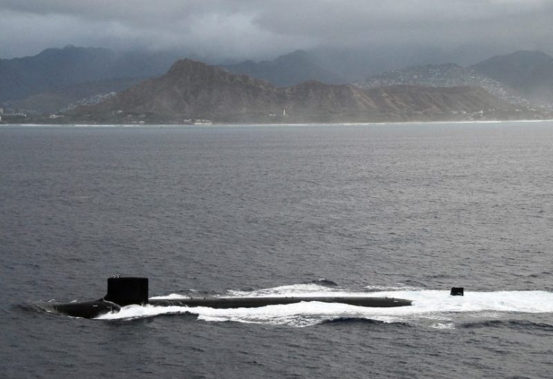 Virginia-class attack submarine USS Hawaii (SSN 776) passes by Diamond Head crater on Oahu in Hawaii while transiting to Pearl Harbor in this July 23, 2009 handout photo obtained by Reuters July 6, 2017. Mass Communication Specialist 2nd class Meagan Klein/U.S. Navy Photo/Handout via REUTERS/File Photo