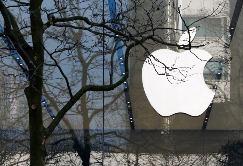 An Apple logo is seen at the entrance of an Apple Store in downtown Brussels, Belgium March 10, 2016. REUTERS/Yves Herman/File Photo