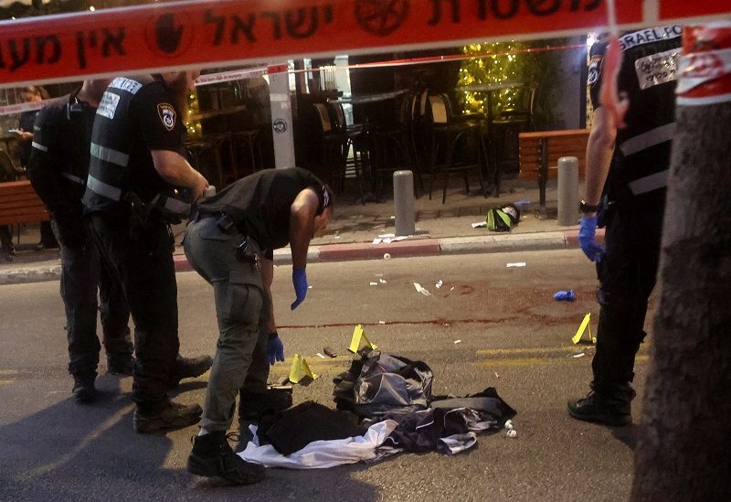 Israeli police inspect the scene of a suspected shooting attack in Tel Aviv, Israel August 5, 2023. REUTERS/Nir Elias