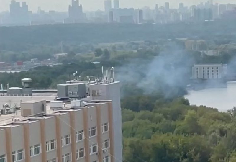 A general view of rising smoke, after Russian air defences knocked down a Ukrainian drone, in Moscow, Russia August 11, 2023, in this screen grab taken from a social media video. Ostorozhno Novosti/via REUTERS THIS IMAGE HAS BEEN SUPPLIED BY A THIRD PARTY. MANDATORY CREDIT. NO RESALES. NO ARCHIVES.