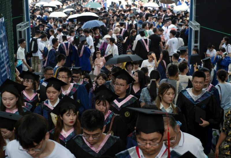 More Chinese graduates return to hometowns in depressed economy - state media