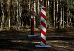 Border signs are pictured at the Polish-Belarusian border near Stanowisko village, Poland March 24, 2017. Picture taken on March 24, 2017. REUTERS/Kacper Pempel/File Photo