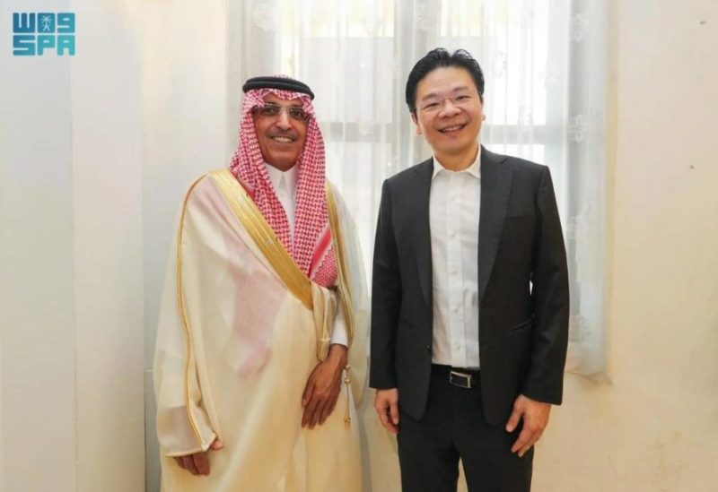 Saudi Minister of Finance Mohammed Aljadaan has met with Singapore’s Deputy Prime Minister and Minister of Finance, Lawrence Wong. SPA