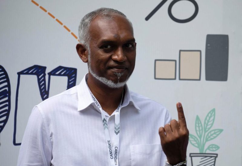 Mohamed Muizzu, Maldives presidential candidate of the opposition party, People's National Congress gestures after casting his vote at a polling station during the Maldives presidential election day in Male, Maldives September 9, 2023. REUTERS/Dhahau Naseem/File Photo