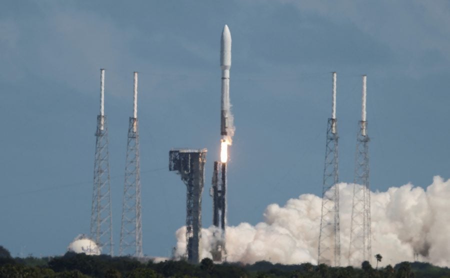 Amazon Launches First Test Satellites For Internet Network | Sawt ...