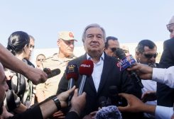 United Nations Secretary-General Antonio Guterres speaks to the media, after visiting the Rafah border crossing between Egypt and the Gaza Strip, as Egyptian Red Crescent members coordinate aid for Gaza,at Al Arish Airport, Egypt, October 20, 2023. REUTERS/Amr Abdallah Dalsh