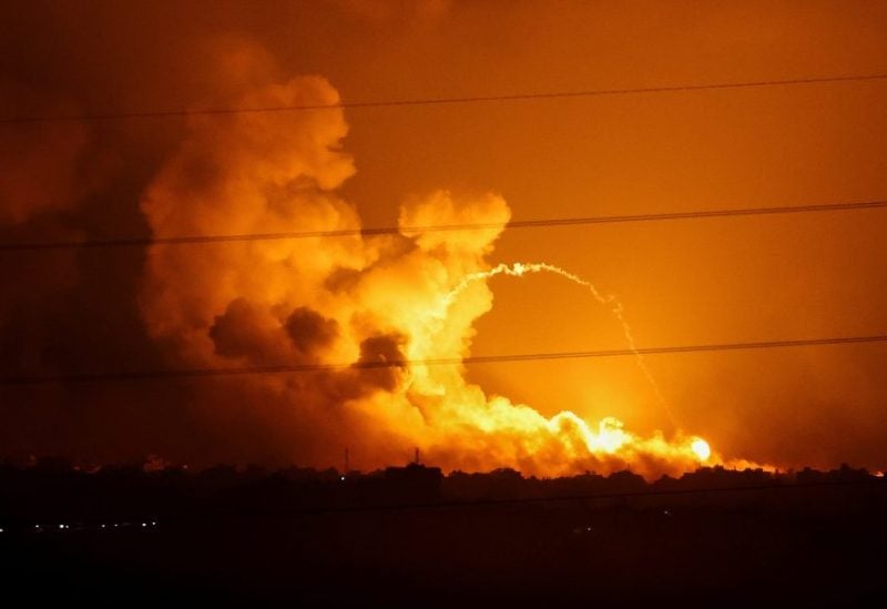 Smoke and flames rise during Israeli strikes in the Gaza Strip, as seen from the Israeli side of the border with Gaza, in southern Israel, November 5, 2023. REUTERS/Ronen Zvulun