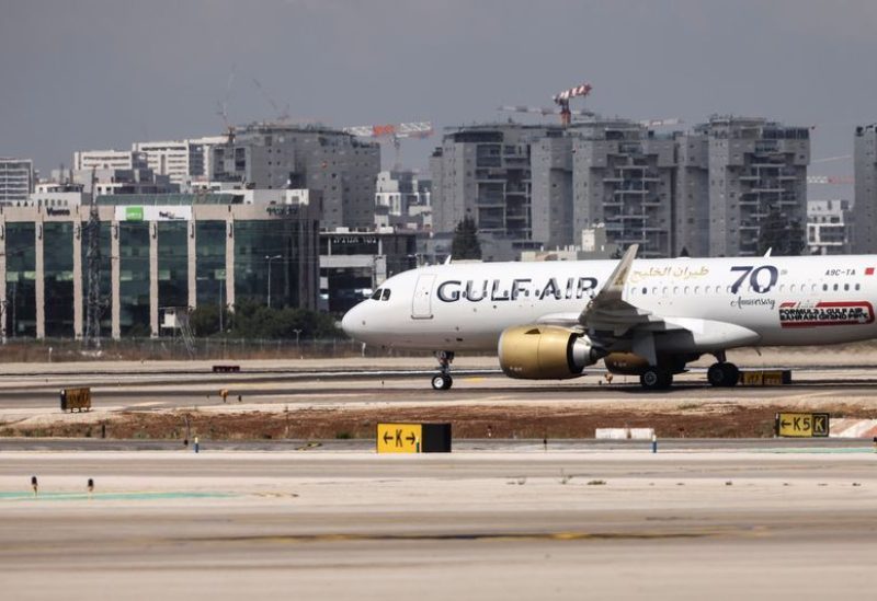 A Gulf Air plane lands in a first direct flight between Bahrain and Israel, at Ben Gurion International Airport at Lod, near Tel Aviv, Israel September 30, 2021. REUTERS/Ronen Zvulun/File Photo